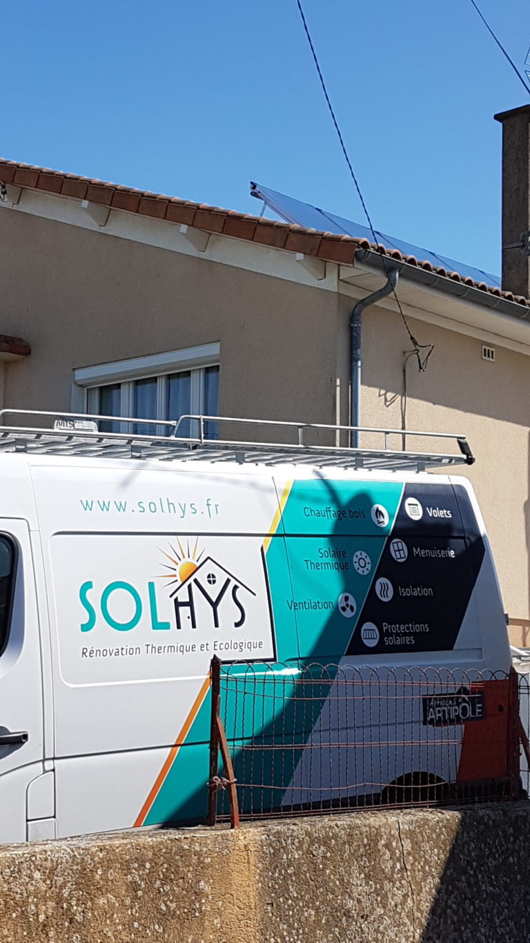 découvrez les avantages du chauffage bois solaire, une solution écologique et économique pour réchauffer votre intérieur. alliez confort et respect de l'environnement grâce à une combinaison de sources d'énergie renouvelables. optez pour une alternative durable et performante pour votre maison.