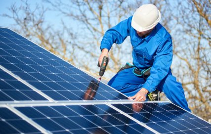 découvrez comment bénéficier d'un panneau solaire gratuit pour réduire vos factures d'énergie et contribuer à un avenir plus durable. informez-vous sur les programmes d'aide et les subventions disponibles pour installer des panneaux solaires sans frais.