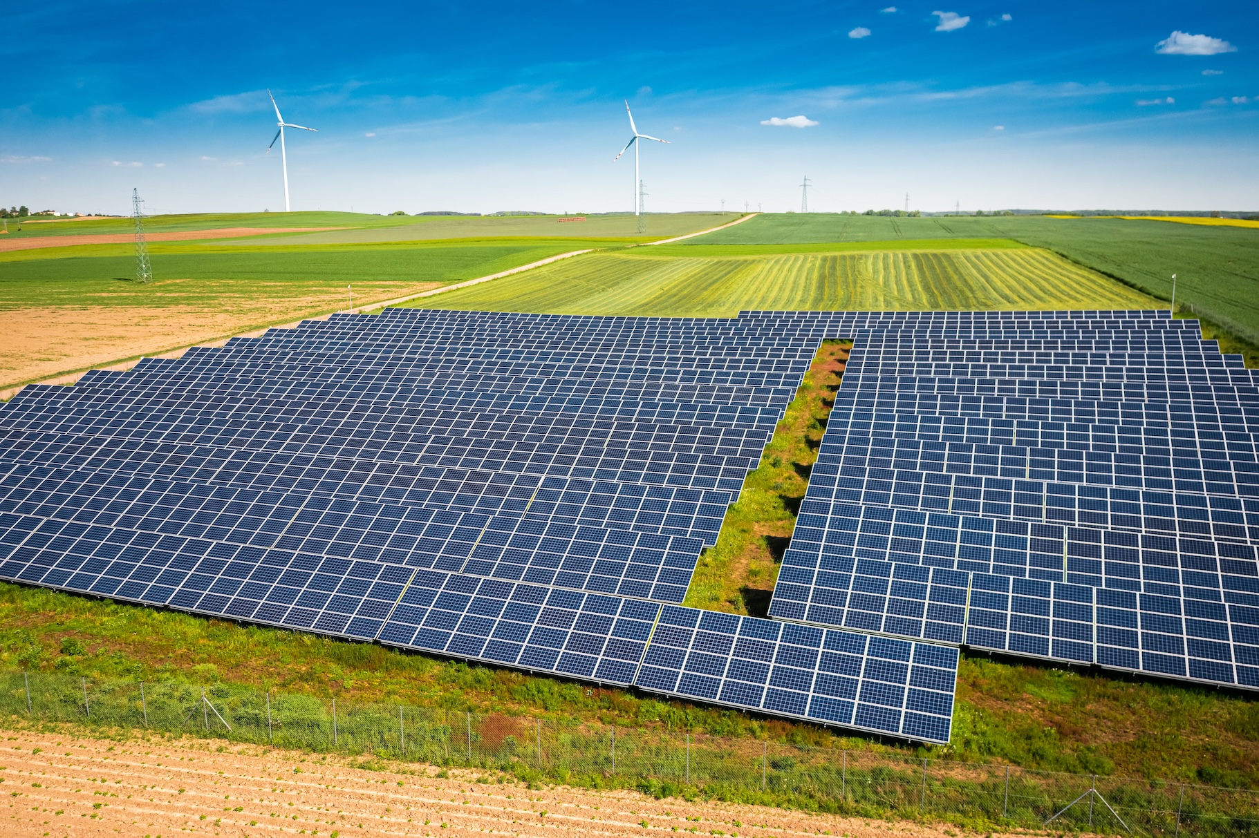 découvrez comment les panneaux solaires transforment l'énergie solaire en électricité, offrant une solution durable et économique pour alimenter vos besoins. adoptez l'énergie renouvelable et réduisez votre empreinte carbone dès aujourd'hui.