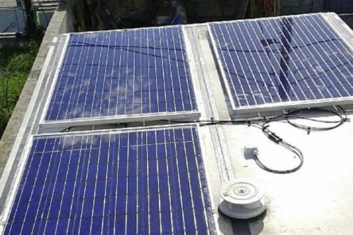 découvrez comment réaliser le branchement de vos panneaux solaires en toute simplicité. suivez notre guide étape par étape pour optimiser l'installation et profiter pleinement de l'énergie solaire tout en réduisant vos factures d'électricité.