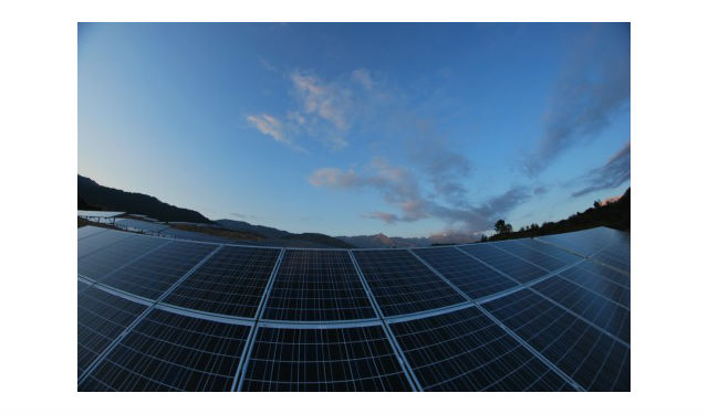 découvrez le panneau solaire cofrac, une solution innovante pour produire de l'énergie renouvelable et réduire votre empreinte carbone. profitez d'une efficacité optimale et d'un impact environnemental positif avec nos systèmes photovoltaïques certifiés.