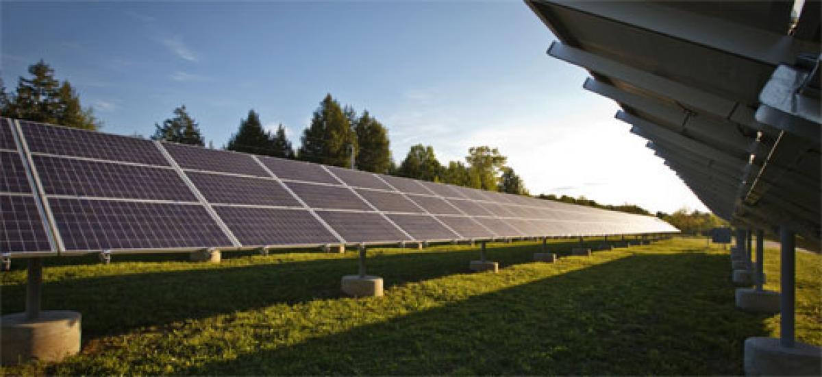 découvrez comment l'énergie solaire transforme notre avenir énergétique avec une source renouvelable, propre et durable. apprenez les avantages de l'utilisation de l'énergie solaire pour réduire votre empreinte carbone et économiser sur vos factures d'électricité.