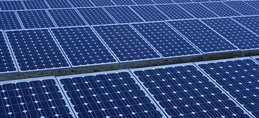 découvrez les effets des panneaux photovoltaïques sur l'environnement et votre facture d'électricité. apprenez comment cette technologie durable contribue à la réduction des émissions de co2 et à la valorisation de votre espace tout en générant des économies d'énergie.