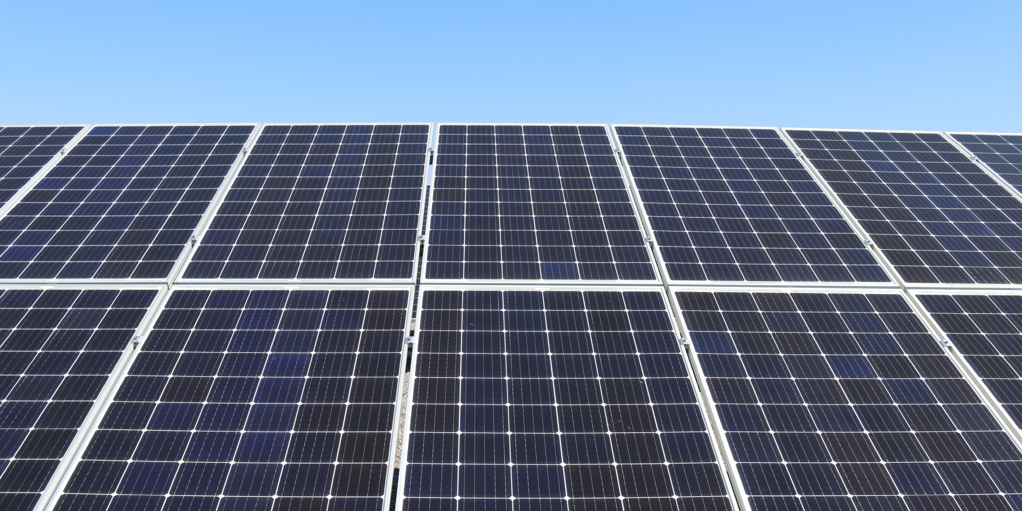 energie-solaire-decentralisee-1 L'énergie solaire décentralisée : une solution durable pour les consommateurs