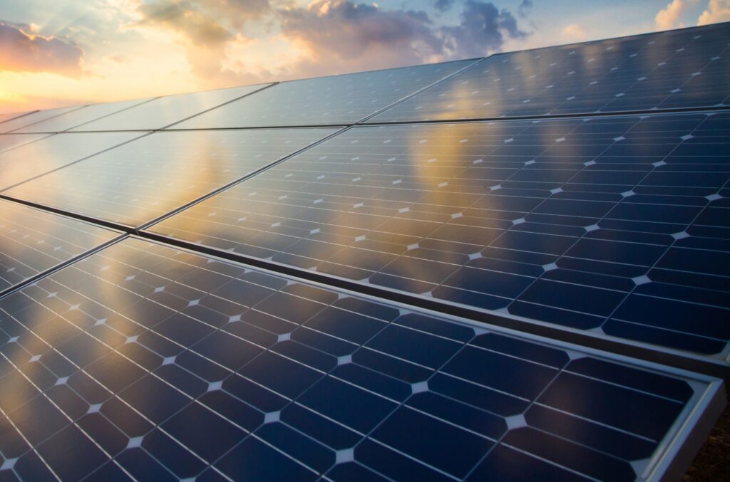 optimisez la performance de vos panneaux solaires grâce à un entretien régulier. découvrez nos conseils pratiques pour garantir leur efficacité, prolonger leur durée de vie et maximiser votre production d'énergie renouvelable.