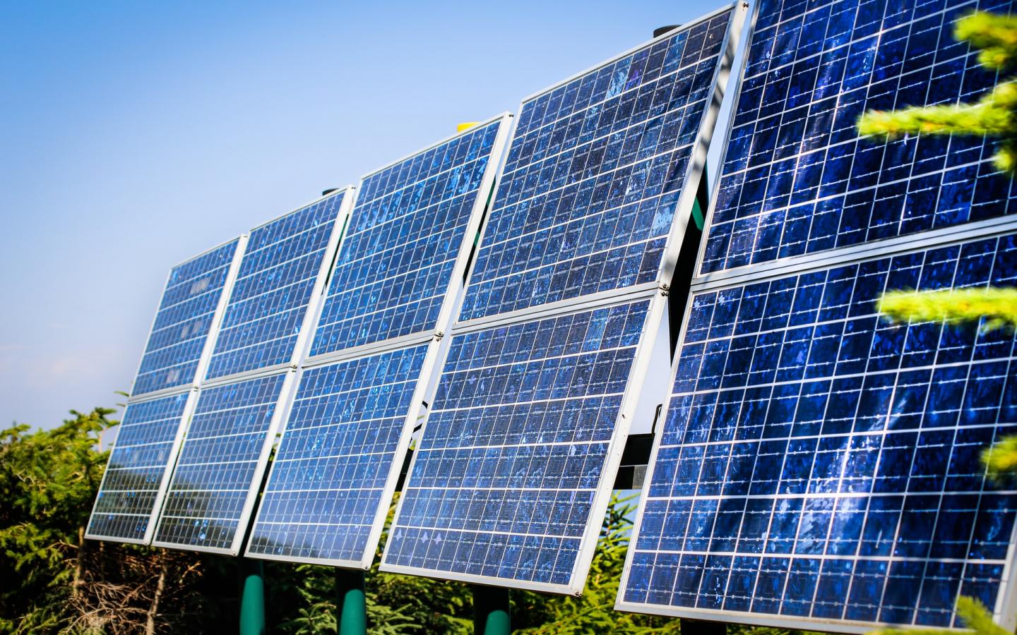 guide-panneaux-solaires-67 Tout savoir sur les panneaux solaires photovoltaïques : Guide complet