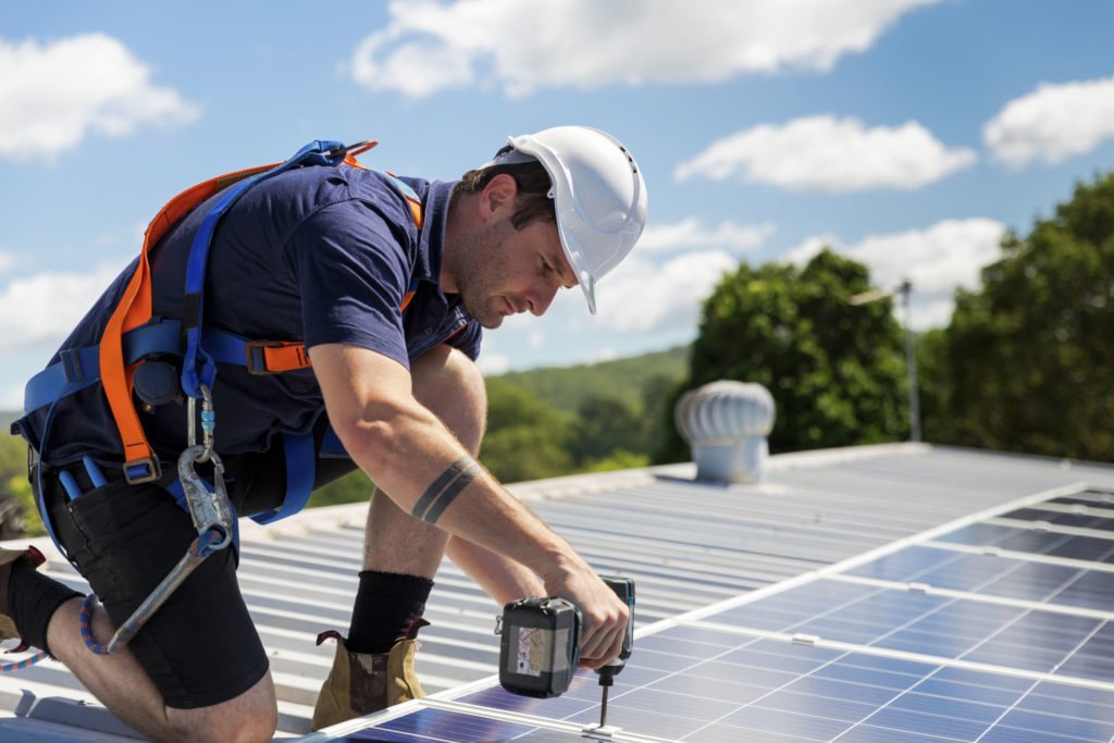 guide-panneaux-solaires-72 Tout savoir sur les panneaux solaires photovoltaïques : Guide complet