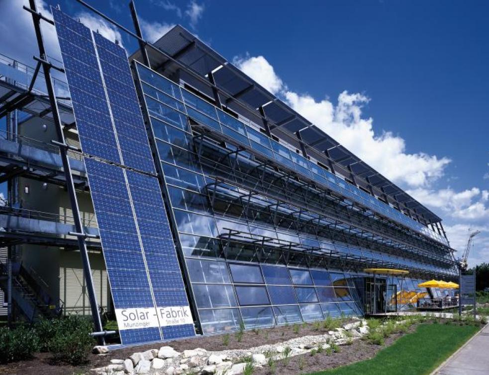 installateur-panneaux-solaires-frontonas-4 Pourquoi choisir un installateur de panneaux solaires photovoltaïques à Frontonas ?