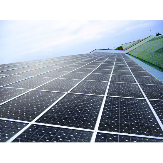 découvrez notre kit solaire amorphe, une solution écologique et flexible pour produire votre propre électricité à partir de l'énergie solaire. facile à installer et idéal pour les espaces réduits, ce kit vous permet de réduire votre empreinte carbone tout en réalisant des économies sur vos factures d'énergie.