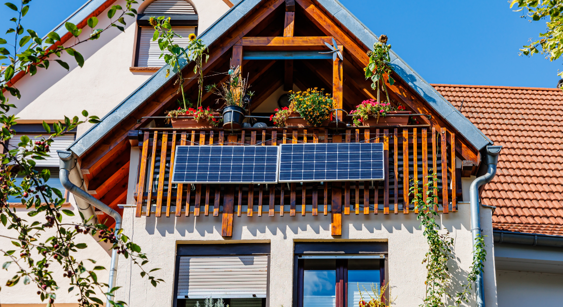 découvrez comment installer un panneau solaire sur votre balcon pour produire votre propre électricité tout en optimisant l'espace. idéal pour les appartements, ce guide vous présente les avantages, les étapes d'installation et des conseils pratiques pour profiter d'une énergie renouvelable à petit prix.