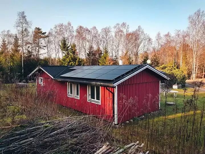 maison-autonome-panneaux-solaires Pourquoi opter pour une maison autonome avec panneaux solaires ?