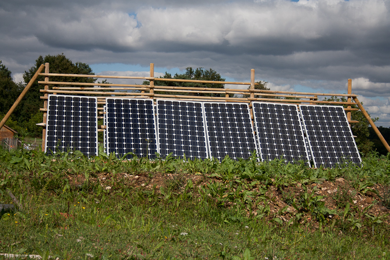 maison-bioclimatique-panneaux-solaires-2 Optimiser votre maison bioclimatique avec des panneaux solaires photovoltaïques