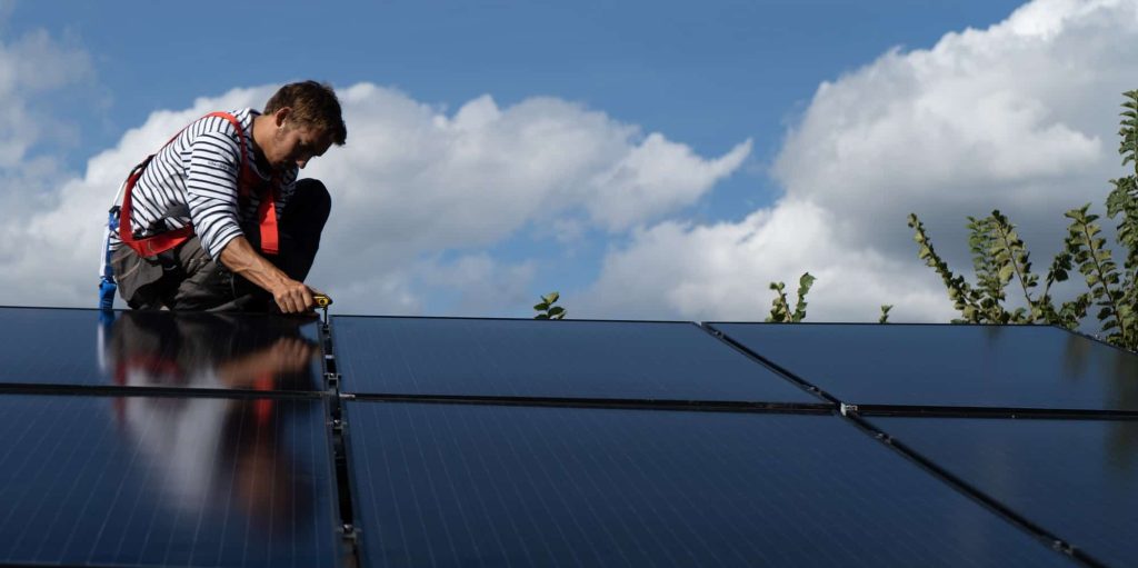 découvrez nos panneaux solaires thermiques pas chers, une solution économique et écologique pour réduire vos factures d'énergie tout en contribuant à la protection de l'environnement. profitez d'une installation de qualité à prix réduit !