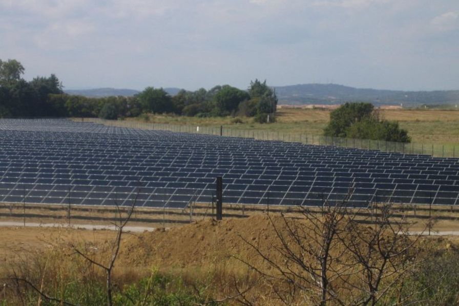 découvrez les avantages des panneaux photovoltaïques dans l'hérault. optez pour une énergie renouvelable et réduisez vos factures d'électricité tout en contribuant à la protection de l'environnement. informez-vous sur les installations adaptées à vos besoins et bénéficiez d'aides financières.