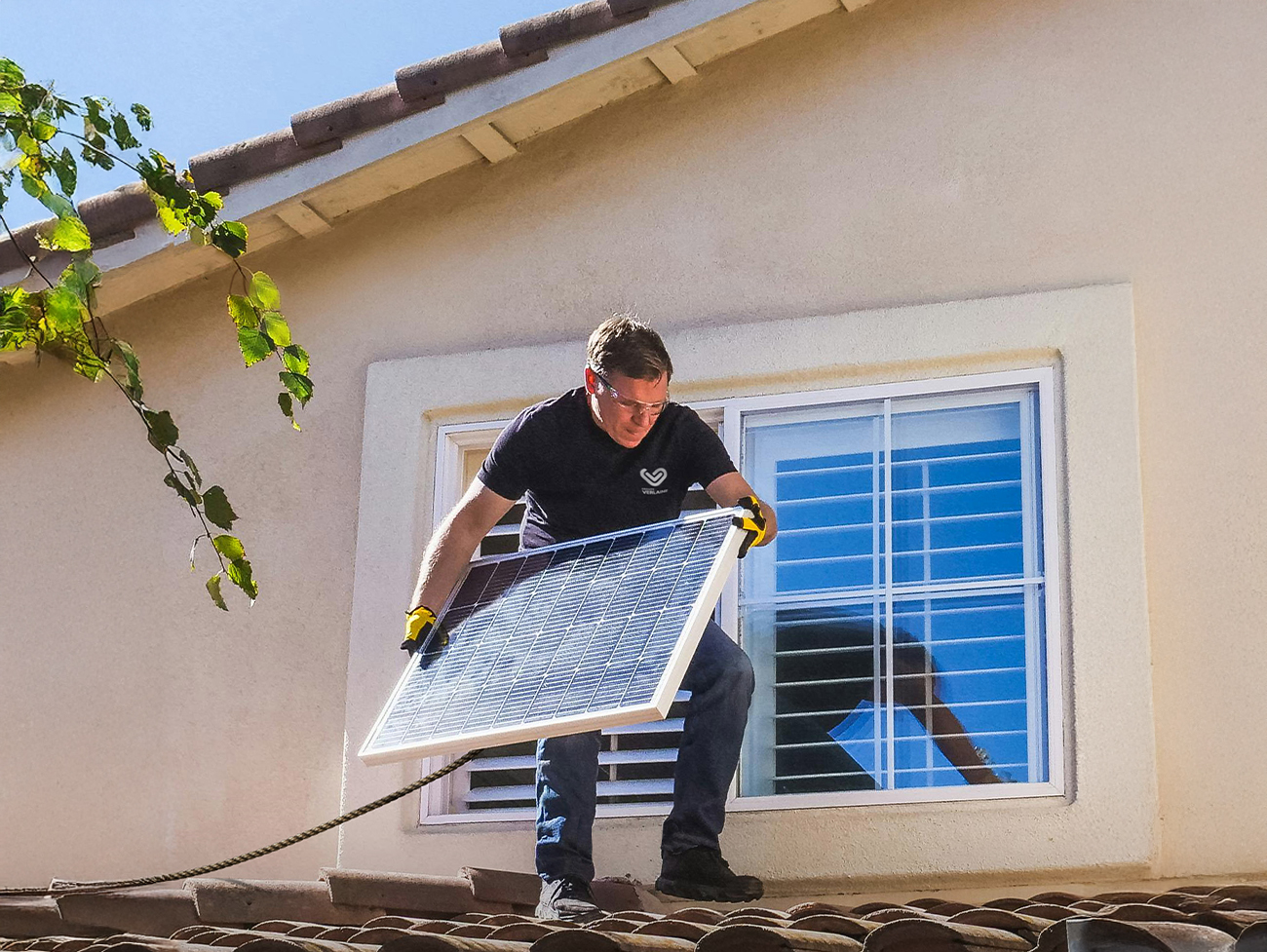 découvrez notre gamme de panneaux solaires à prix compétitifs. profitez d'une énergie renouvelable pour réduire vos factures et respecter l'environnement. installation rapide et conseils personnalisés.