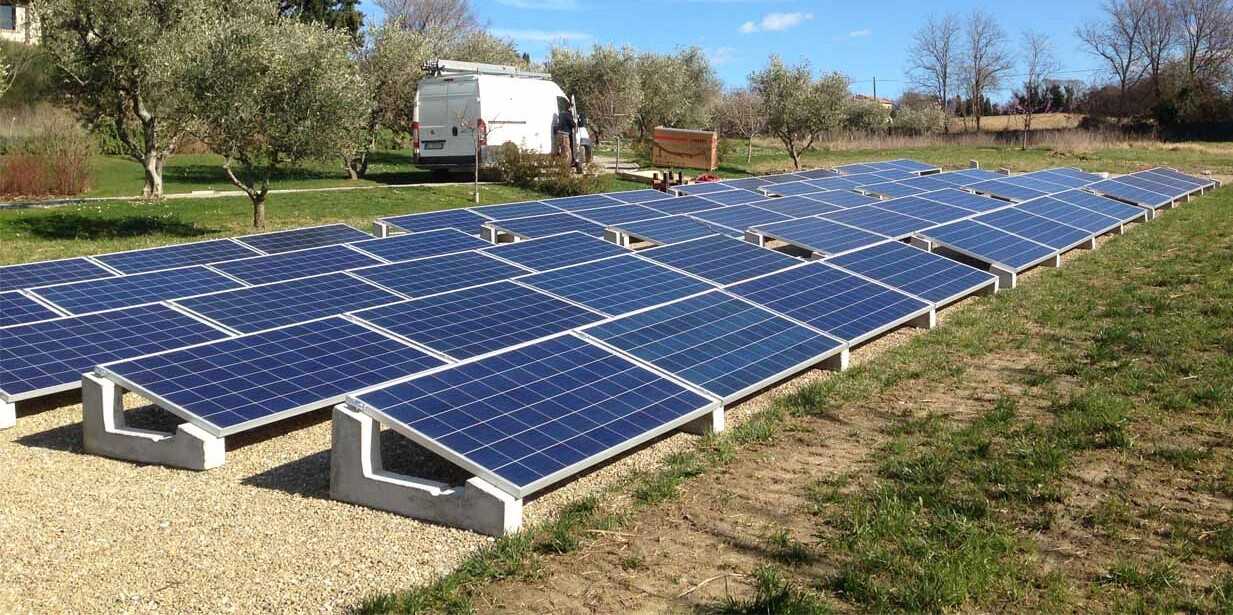découvrez les avantages des panneaux solaires au sol pour une production d'énergie renouvelable optimale. idéaux pour les terrains inutilisés, ces systèmes permettent de réduire votre empreinte carbone tout en réalisant des économies sur vos factures d'électricité.