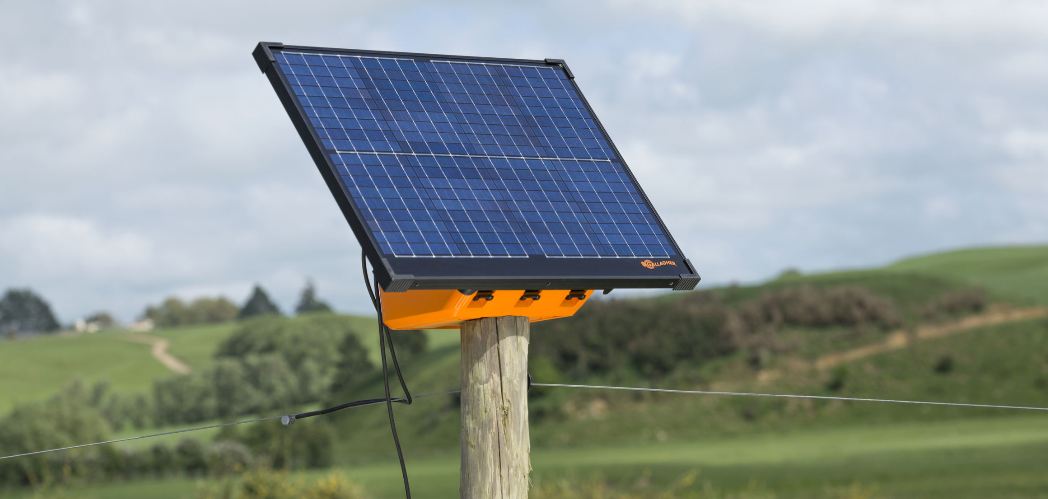 panneau-solaire-cloture-electrique branchement panneau solaire clôture électrique