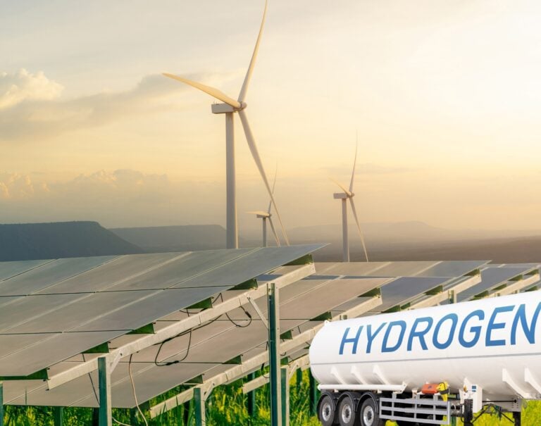 découvrez les avantages de l'hydrogène solaire, une source d'énergie renouvelable prometteuse qui utilise la puissance du soleil pour produire de l'hydrogène. explorez comment cette technologie révolutionnaire peut contribuer à un avenir durable et propre.