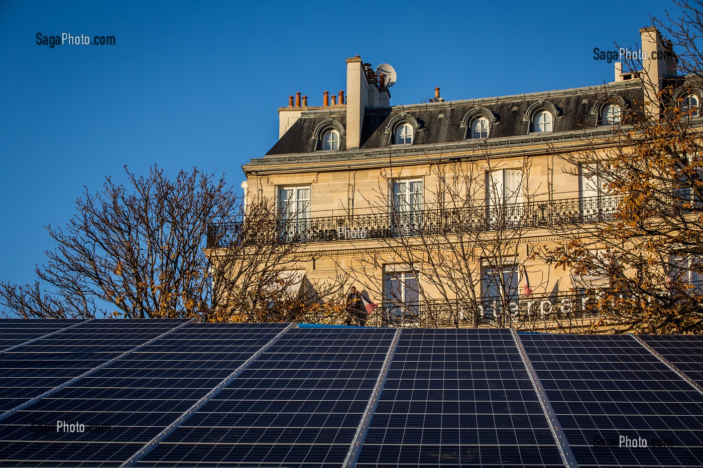 découvrez les panneaux solaires à paris : une solution écologique et économique pour votre énergie. profitez de l'ensoleillement de la capitale tout en réduisant votre empreinte carbone.