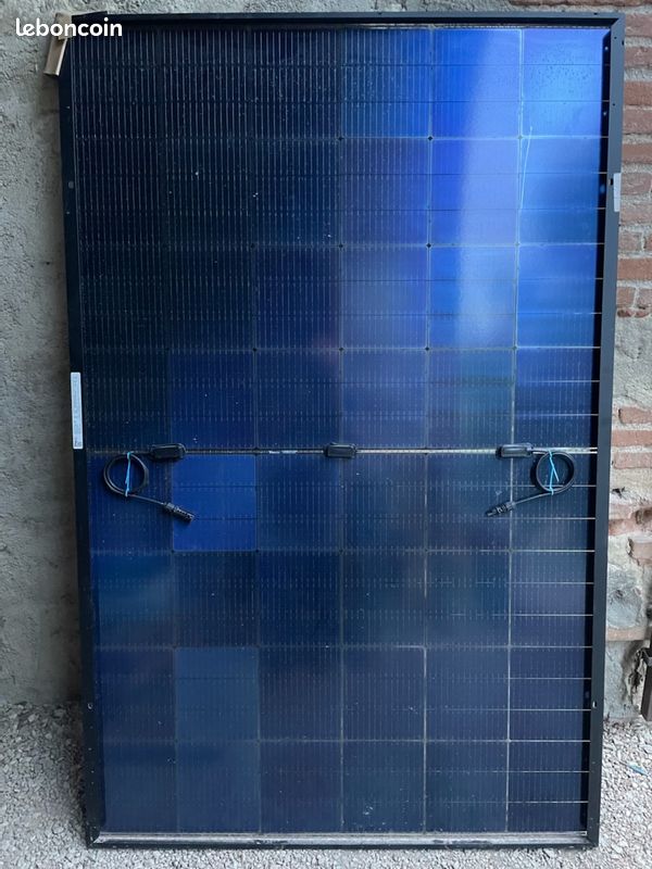 découvrez notre panneau solaire 2000w, idéal pour maximiser votre production d'énergie renouvelable. parfait pour les maisons, les jardins et les installations autonomes, ce panneau performant contribue à réduire votre empreinte carbone tout en réalisant des économies sur vos factures d'électricité. optez pour une solution durable et efficace dès aujourd'hui!