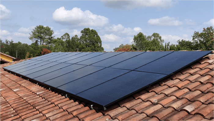 découvrez notre avis sur les panneaux solaires sunpower, réputés pour leur haute performance et leur fiabilité. apprenez tout ce qu'il faut savoir sur leur efficacité, leur durée de vie et les retours d'expérience des utilisateurs afin de faire un choix éclairé pour vos projets d'énergie renouvelable.