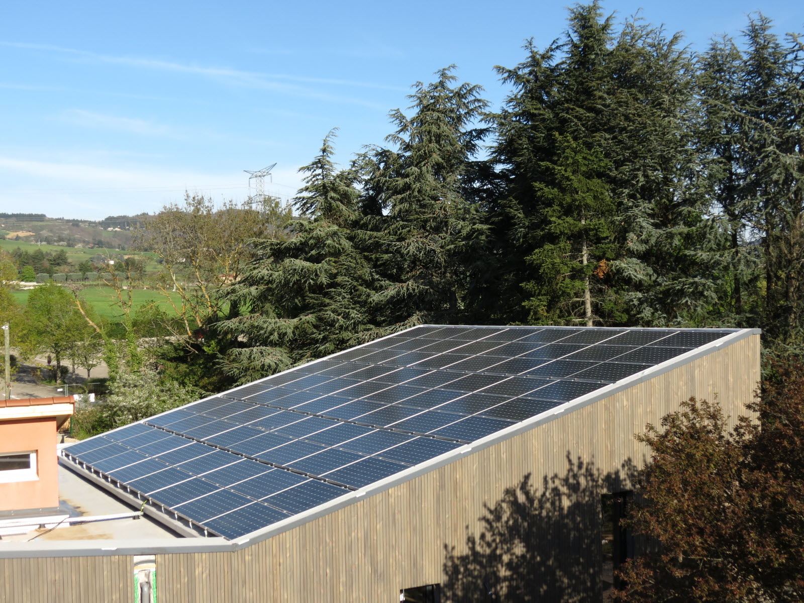 panneaux-photovoltaiques-et-plan-climat Optimiser votre plan climat grâce aux panneaux photovoltaïques