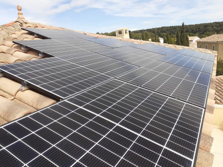 découvrez les panneaux solaires hybrides, une solution innovante alliant l'énergie solaire thermique et photovoltaïque. optimisez votre production d'énergie et réduisez votre empreinte carbone tout en réalisant des économies sur vos factures d'énergie.