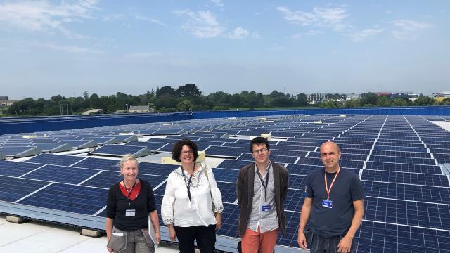 découvrez les panneaux solaires ikea, une solution éco-responsable pour profiter de l'énergie solaire chez vous. faciles à installer et adaptés à tous les types de maisons, nos panneaux vous permettent de réduire votre facture d'électricité tout en contribuant à la protection de l'environnement.