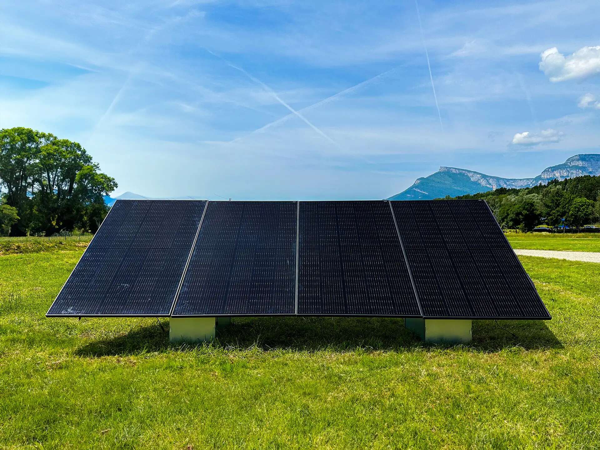 découvrez les panneaux solaires 44, une solution innovante et durable pour réduire votre facture d'électricité et contribuer à la protection de l'environnement. profitez des avantages des énergies renouvelables et faites le choix d'une énergie propre et économique.
