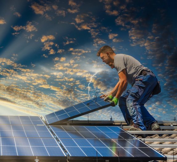 découvrez comment optimiser l'orientation de vos panneaux solaires pour maximiser leur efficacité. apprenez les meilleures pratiques et astuces pour tirer le meilleur parti de votre installation solaire, que ce soit pour un projet résidentiel ou commercial.