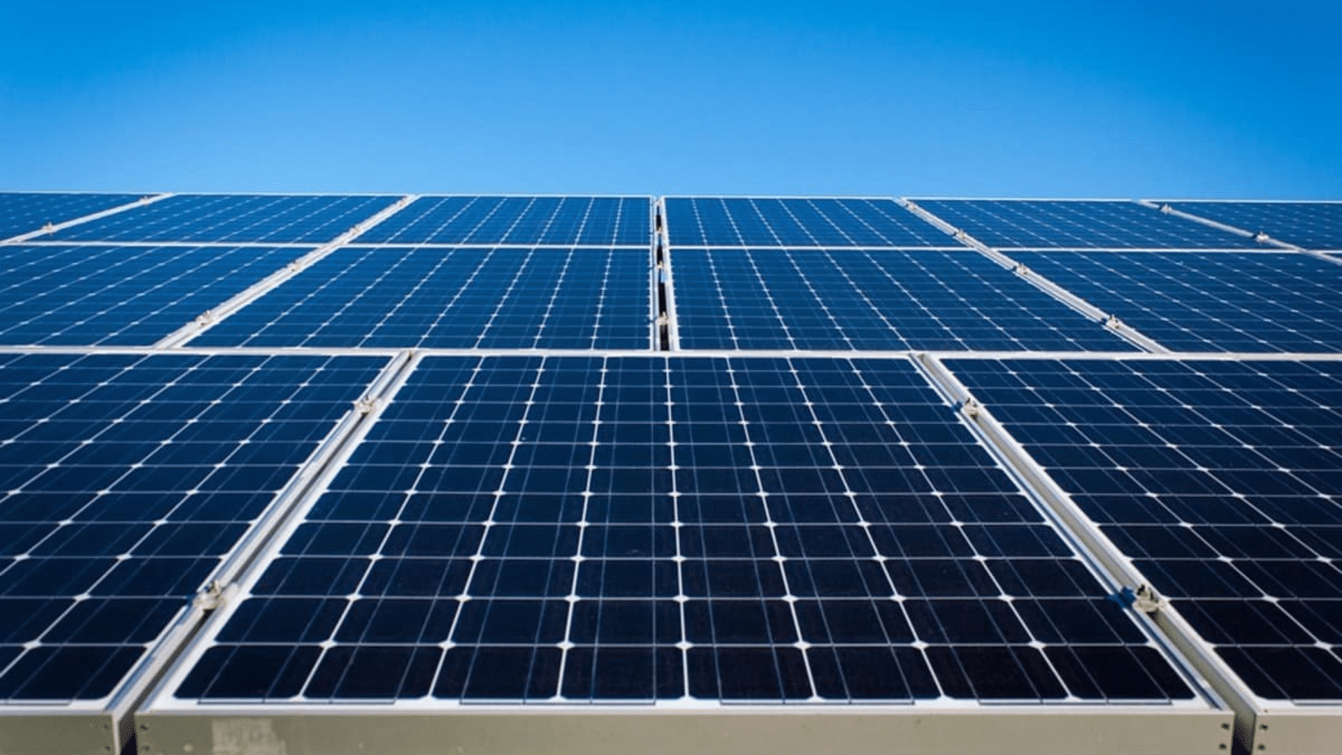 panneaux-solaires-photovoltaiques-2 Les différents types de panneaux solaires photovoltaïques pour optimiser votre énergie