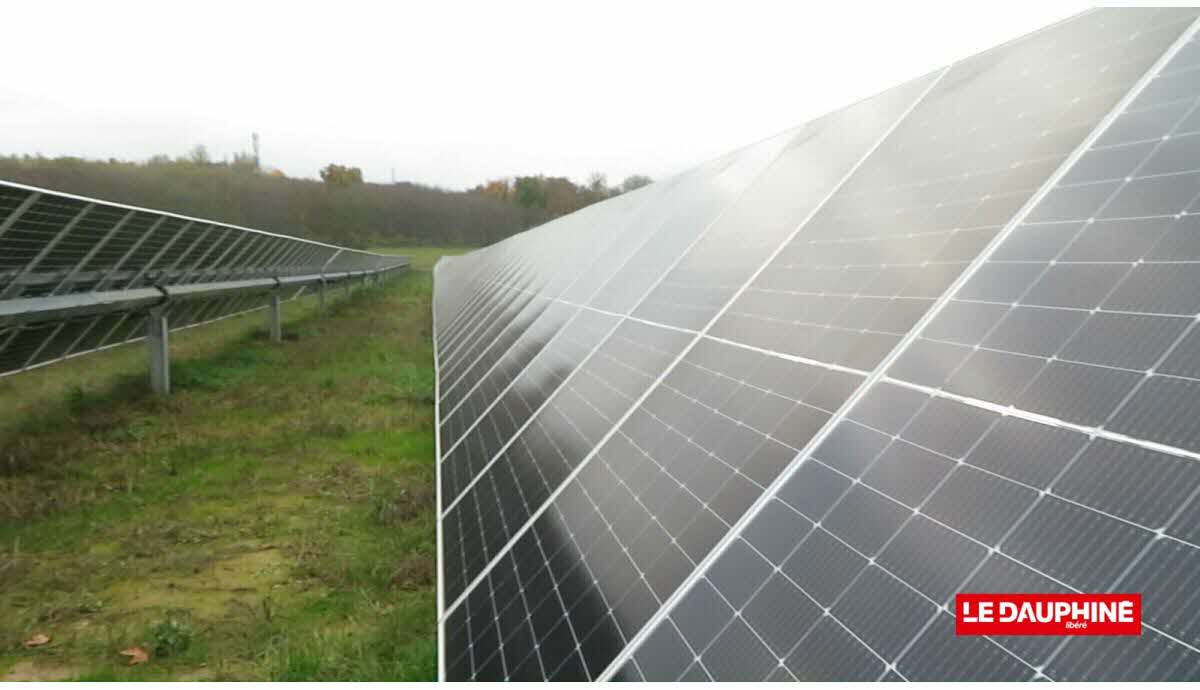 panneaux-solaires-rotatifs-3 Découvrez les avantages des panneaux solaires photovoltaïques rotatifs