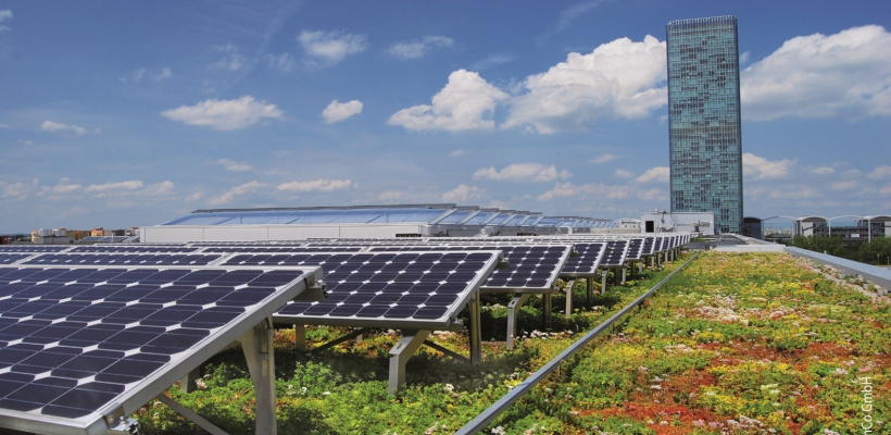 panneaux-solaires-terrasse-4 panneaux solaires sur toit terrasse