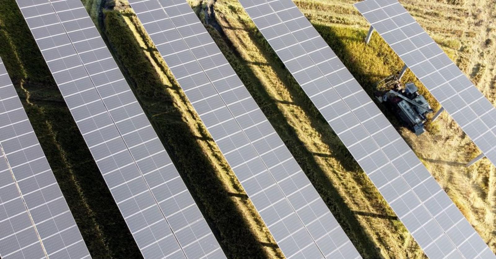 panneaux-solaires-verticaux-7 panneau solaire verticaux