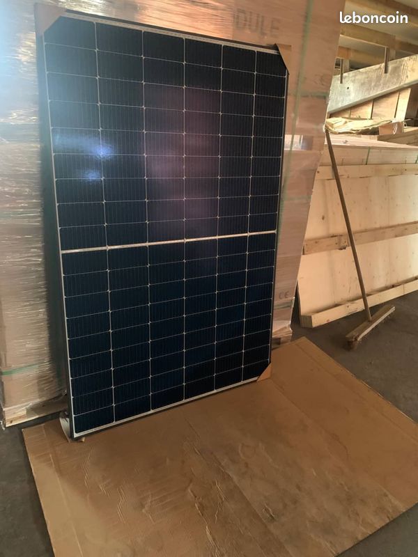 panneaux-soluxtec-2 panneaux solaire soluxtec