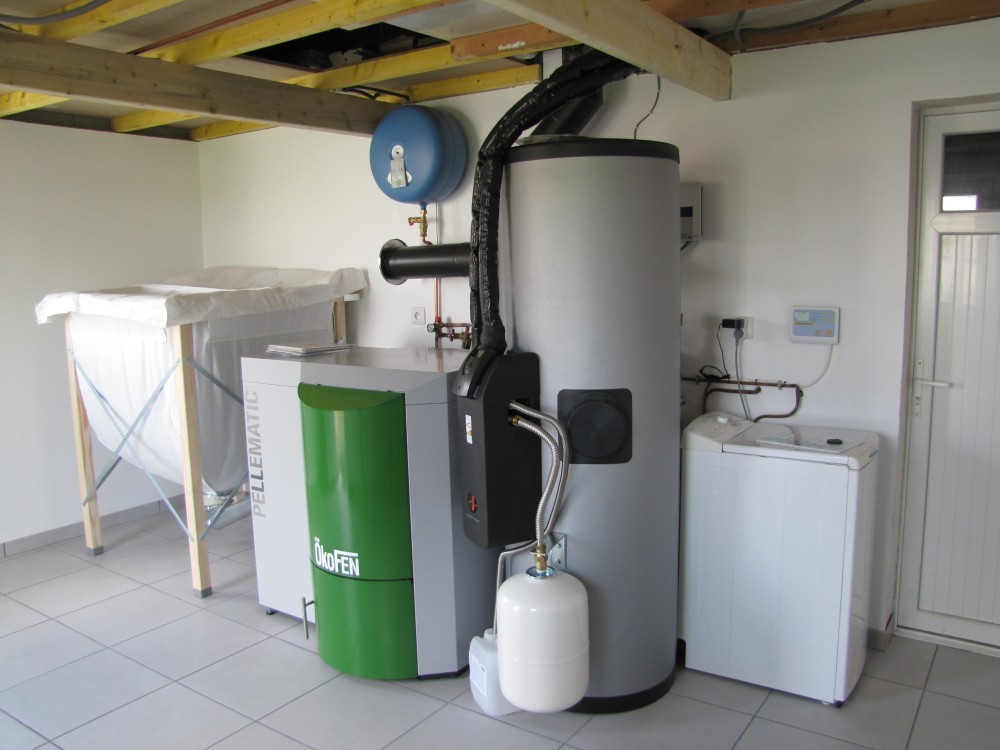 découvrez les avantages du poêle à granulés solaire, une solution écologique et économique pour chauffer votre maison. alliant les énergies renouvelables au confort d'un chauffage performant, ce système combine l'utilisation de granulés de bois et l'énergie solaire pour une efficacité optimale. optez pour une alternative durable et participez à la protection de l'environnement tout en réduisant vos factures d'énergie.