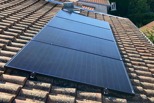 découvrez les avantages des panneaux solaires sur votre toit. optimisez votre espace tout en réduisant votre empreinte carbone et vos factures d'énergie. installez des panneaux solaires efficaces et écologiques pour un avenir durable.