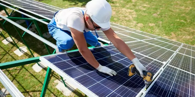 prime-renov-panneaux-solaires La prime renov pour vos panneaux solaires : un soutien financier à ne pas négliger
