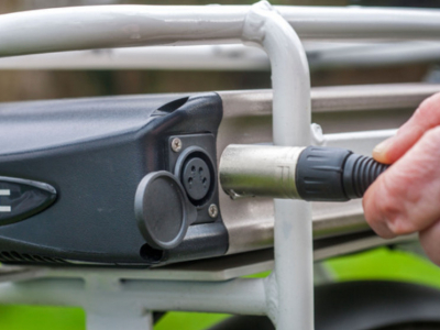 découvrez notre gamme de batteries pour vélos solaires, idéales pour prolonger vos trajets en plein air tout en respectant l'environnement. rechargez rapidement grâce à l'énergie solaire et profitez d'une autonomie accrue pour vos aventures à vélo. écologique, pratique et performante, la batterie vélo solaire est la solution parfaite pour les passionnés de cyclisme durable.