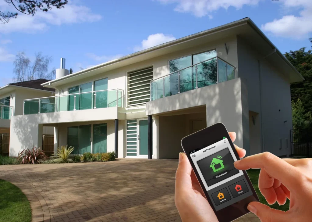 securite-maison Les dispositifs de sécurité essentiels pour protéger votre maison