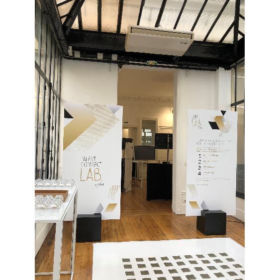 socles-panneaux-3 Tout savoir sur les socles de panneaux : utilités et choix