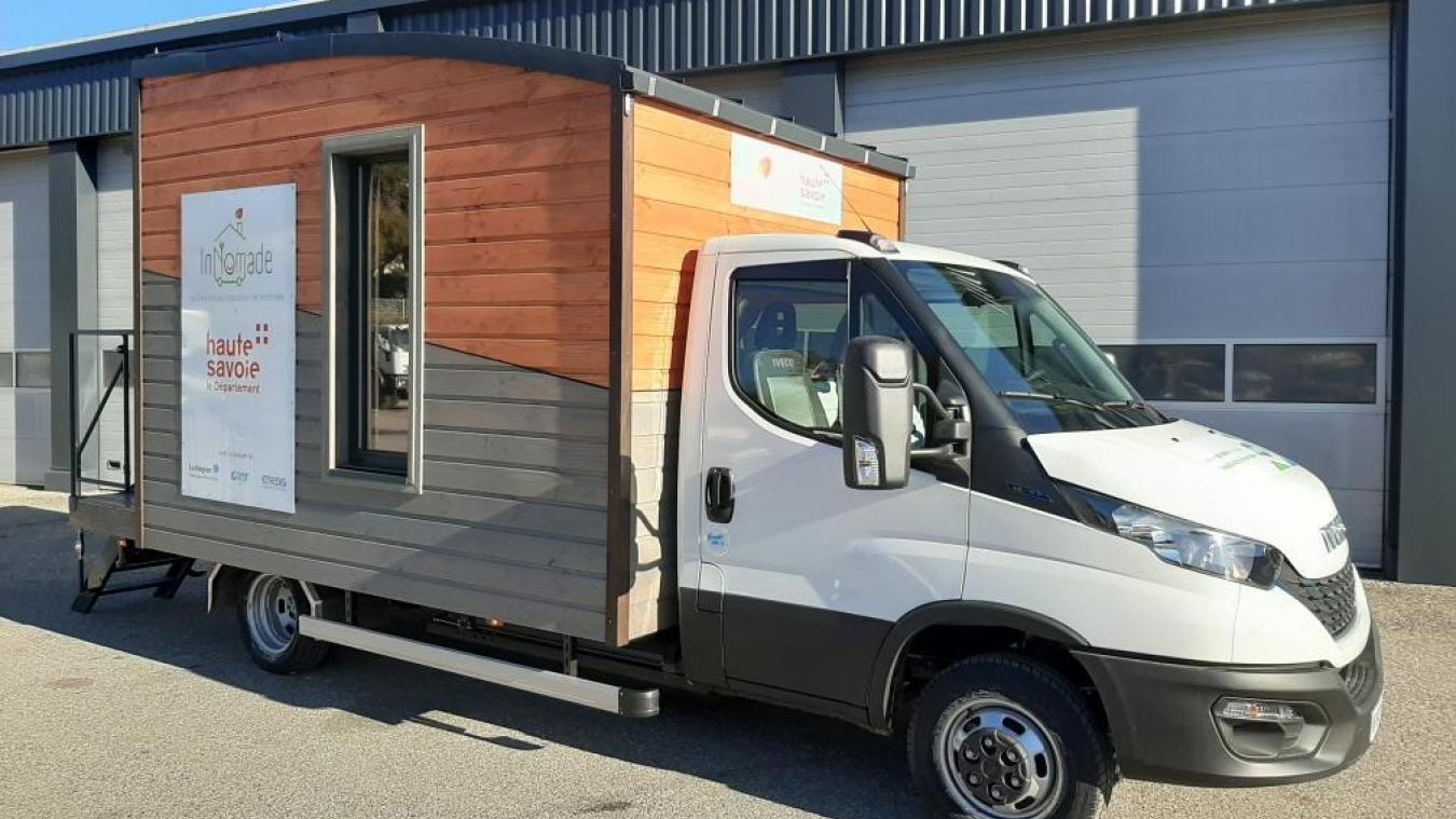 tiny-house-energies-renouvelables-6 Vivre en tiny house : intégrer éolienne, chauffe-eau solaire et panneaux photovoltaïques