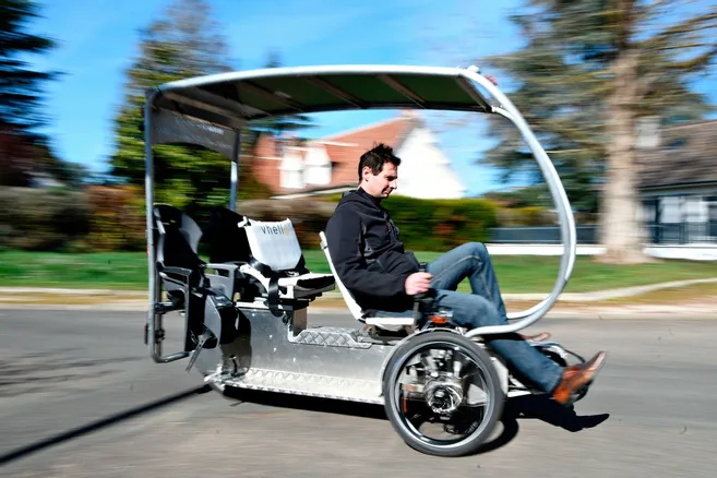 velo-solaire recharger vélo électrique avec panneau solaire