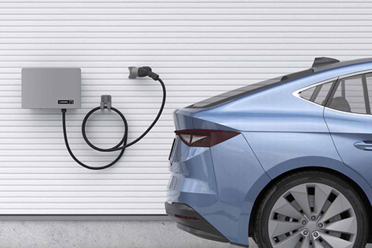 borne-recharge-ev-solaire-1 borne recharge véhicule électrique panneau solaire