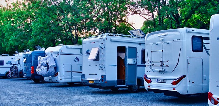camping-car-panneau-solaire-3 camping car pour les nuls panneau solaire