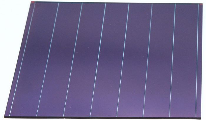 découvrez tout sur les cellules solaires : leur fonctionnement, leurs applications, et comment elles contribuent à un avenir énergétique durable. apprenez à optimiser votre utilisation de l'énergie solaire et à réduire votre empreinte carbone grâce à cette technologie innovante.