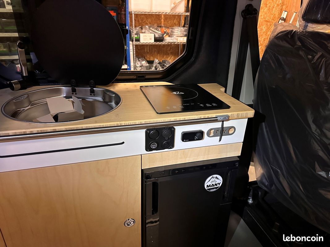 coupleur-batterie-solaire coupleur batterie panneau solaire