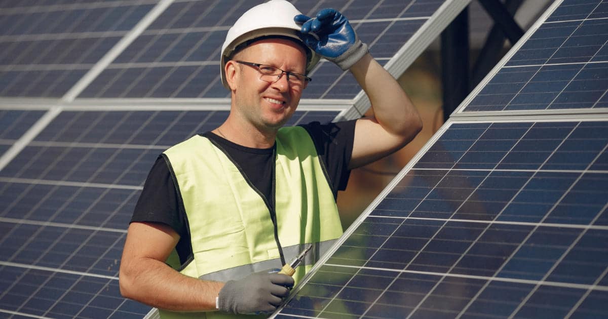 découvrez notre service d'installateur de panneaux solaires, expert dans l'installation et la maintenance de solutions énergétiques durables. bénéficiez d'une énergie propre, réduisez vos factures d'électricité et participez à la transition énergétique. contactez-nous pour une étude personnalisée et un devis gratuit.