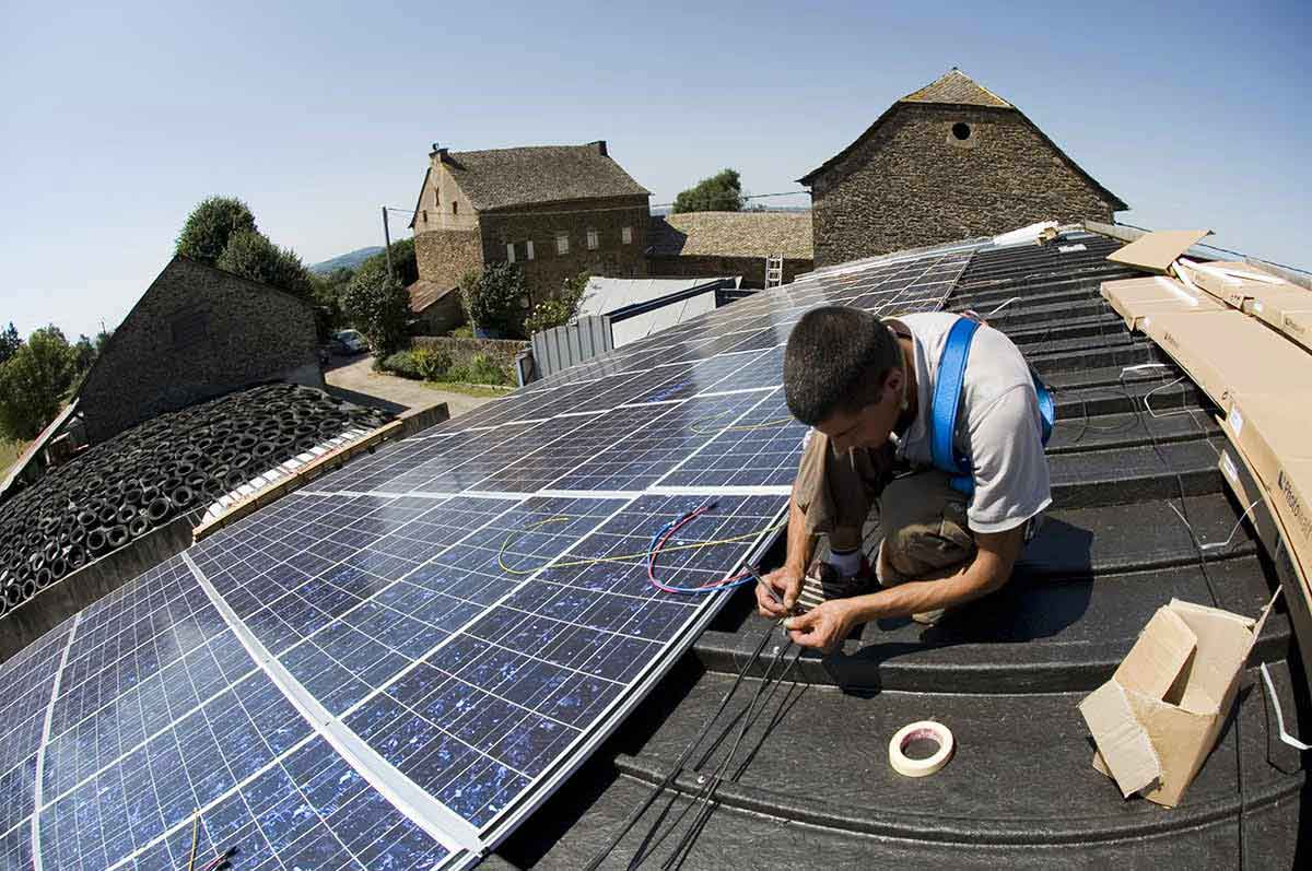 découvrez les meilleurs installateurs photovoltaïques pour optimiser votre consommation d'énergie et réduire votre empreinte carbone. profitez d'une installation professionnelle et adaptée à vos besoins.