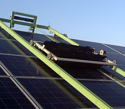 nettoyage-panneaux-photovoltaiques-21 comment nettoyer panneaux photovoltaïques